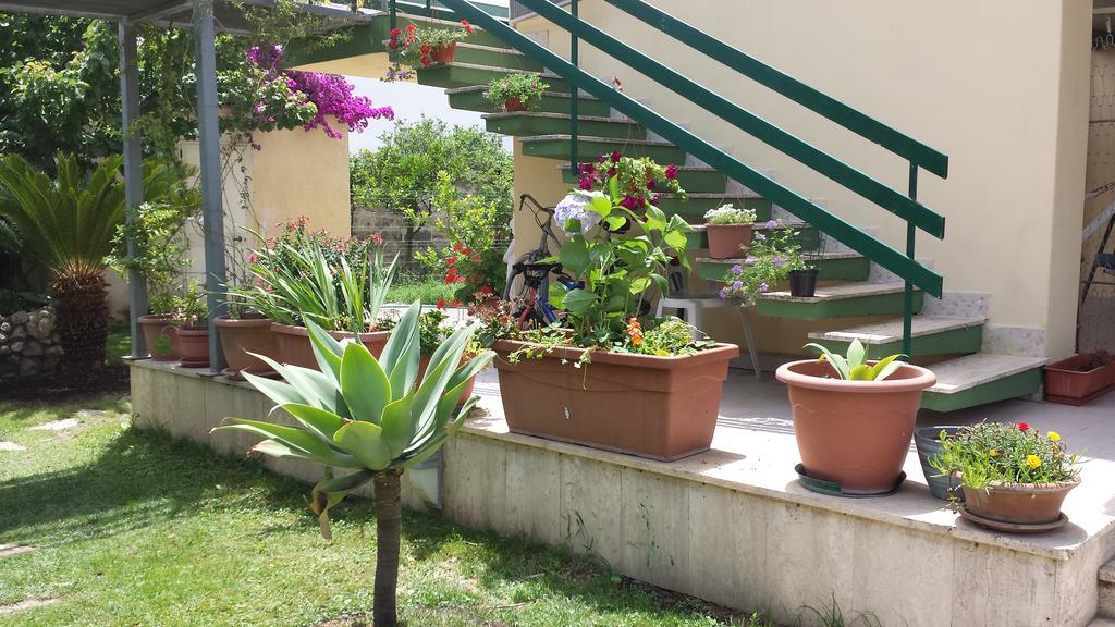 Vento Dell'Est Bed and Breakfast San Cataldo  Exteriör bild